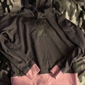 Women’s Under Armor Hooded Sweatshirt